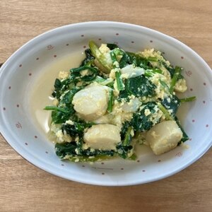 ホタテ貝柱とほうれん草の炒め物